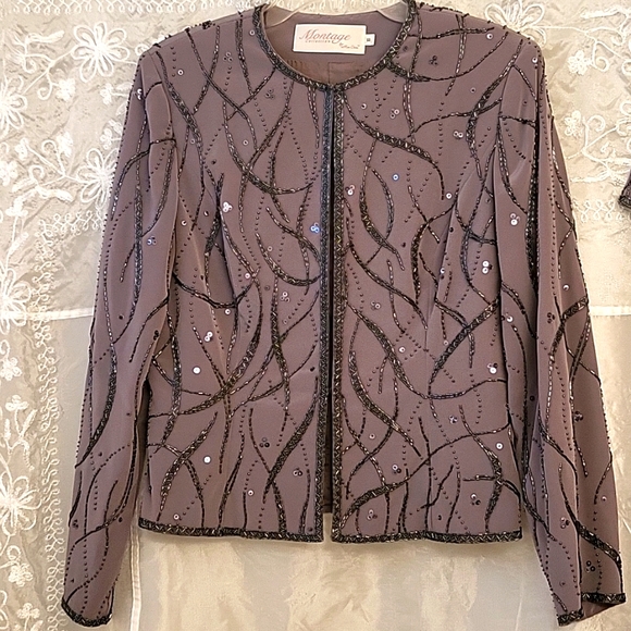 SALE! SHOWSTOPPER Sequined Silver Gown & Jacket! Mon Cheri Bridals, 10 - Picture 12 of 16